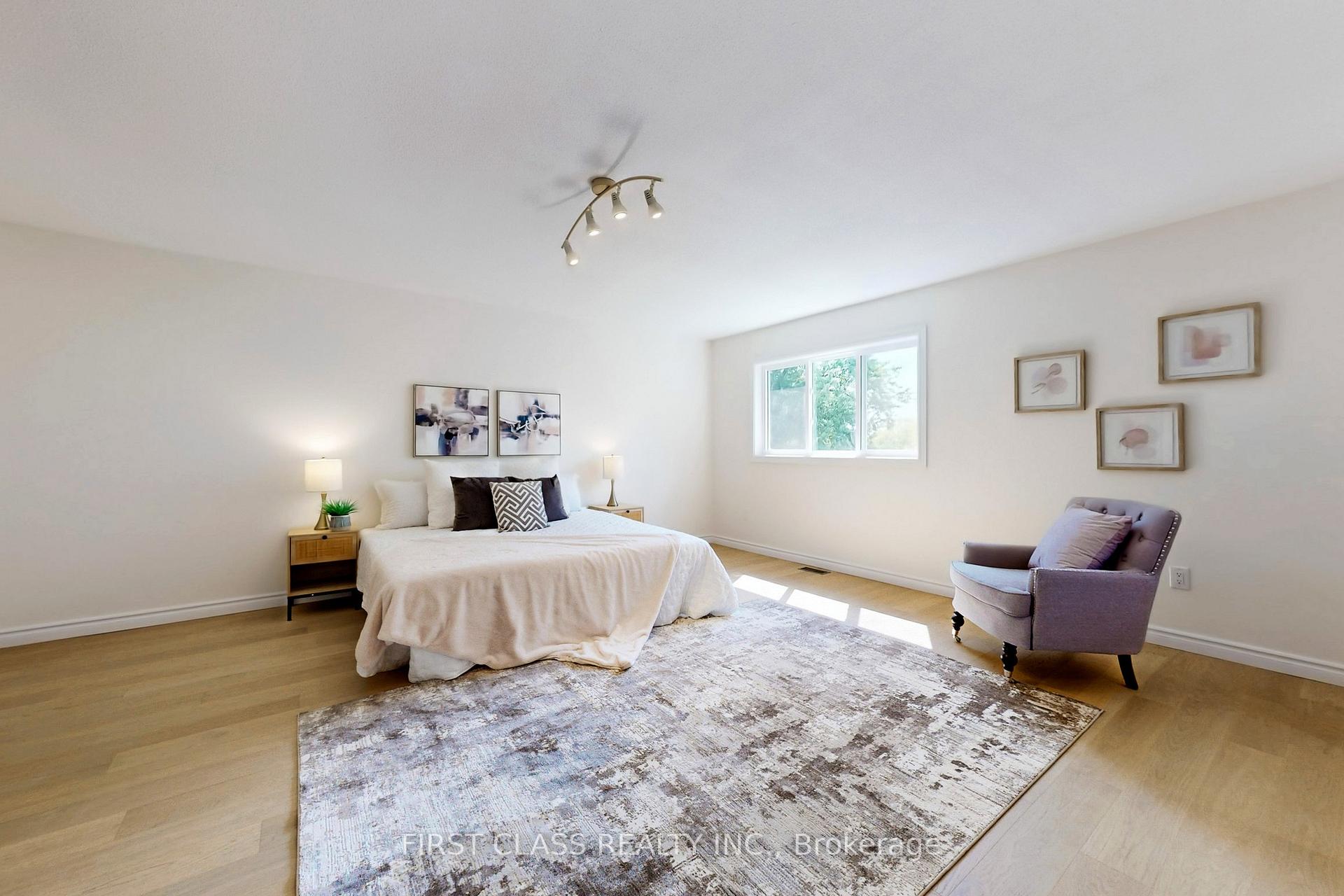 Photo 18 of 53 Manston Crescent, Markham, Milliken Mills East — HOMEH
