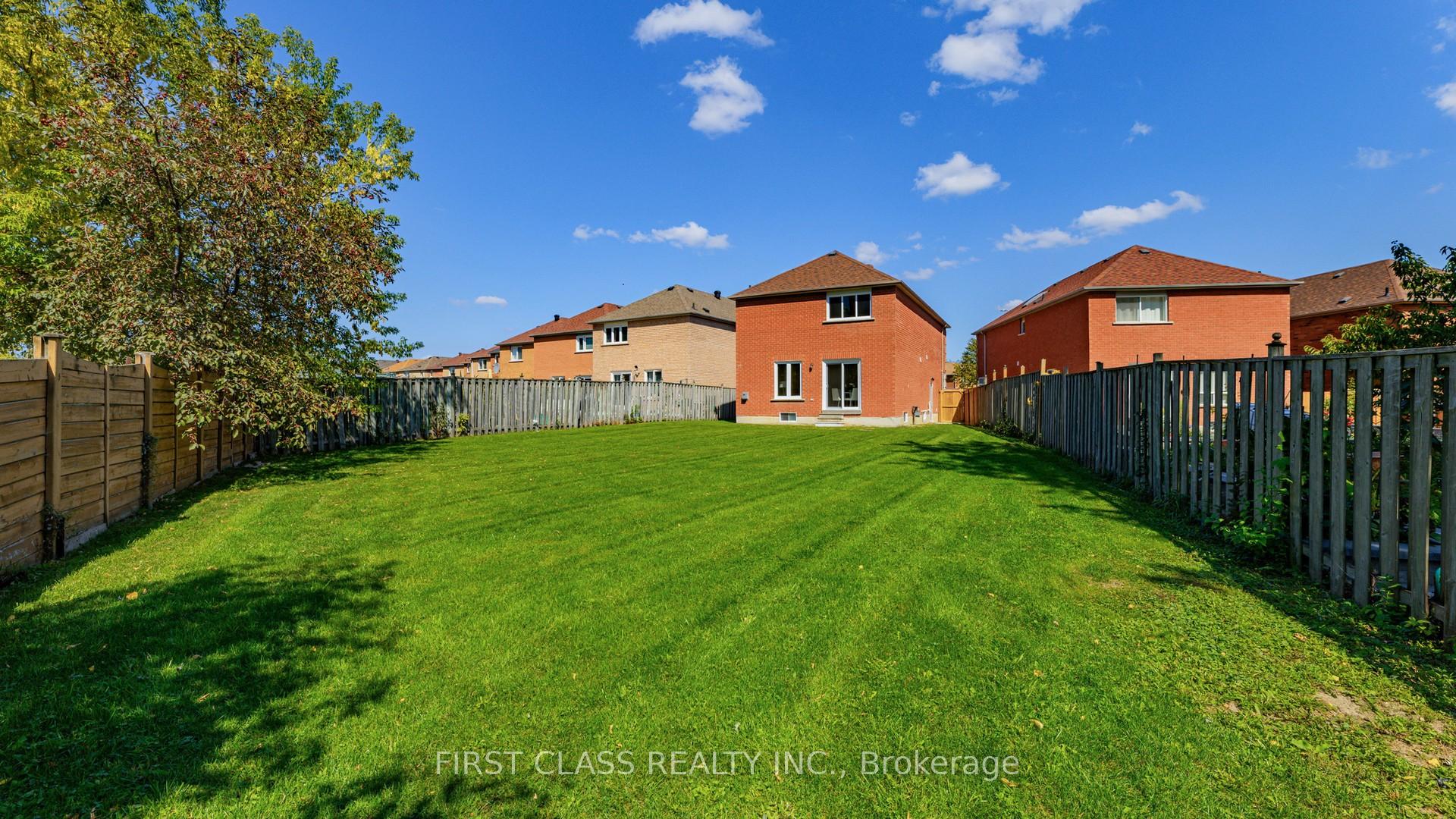 Photo 44 of 53 Manston Crescent, Markham, Milliken Mills East — HOMEH