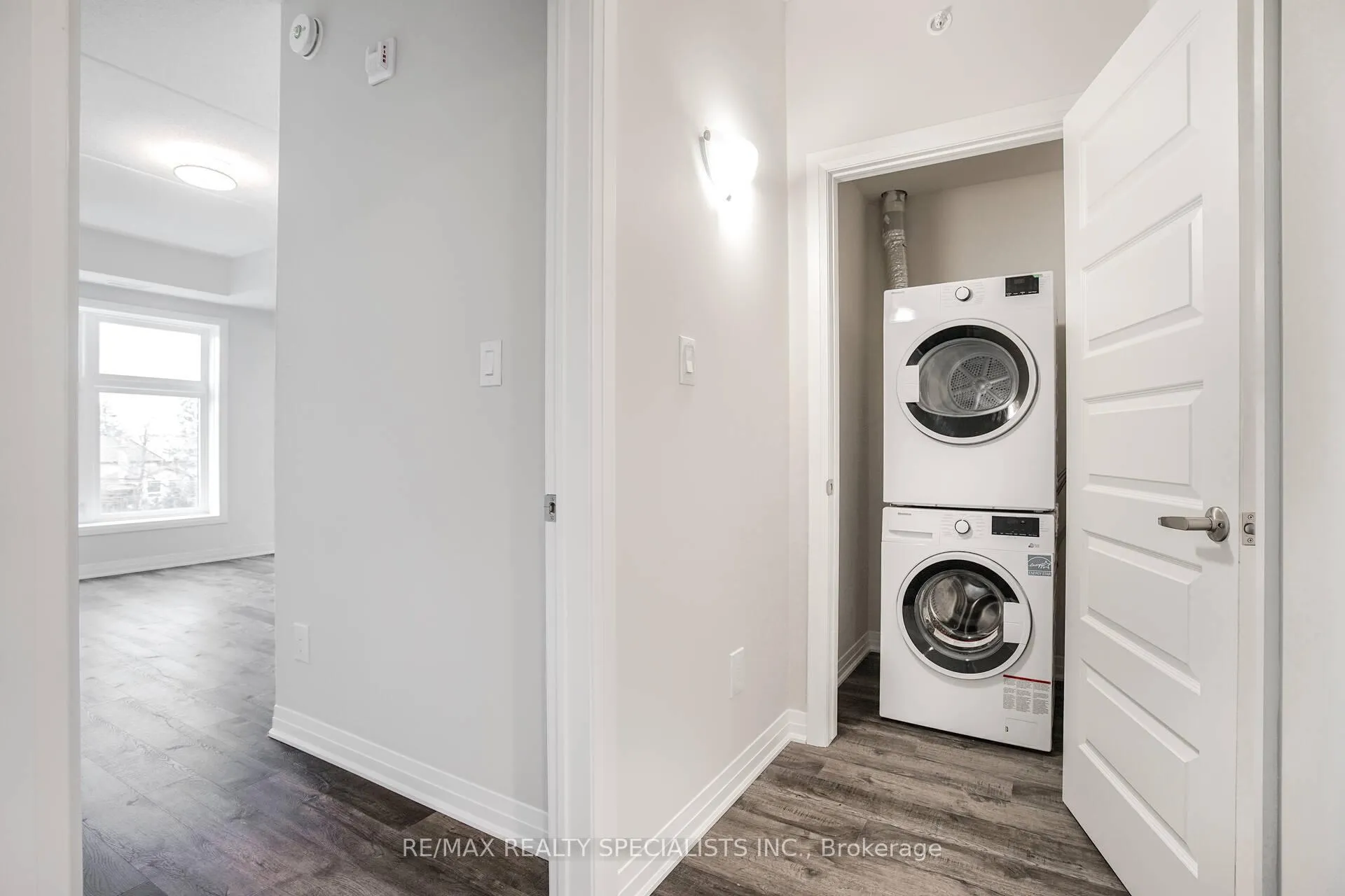 Photo 16 of Unit 311, 610 Farmstead Drive, Milton, Willmott — HOMEH