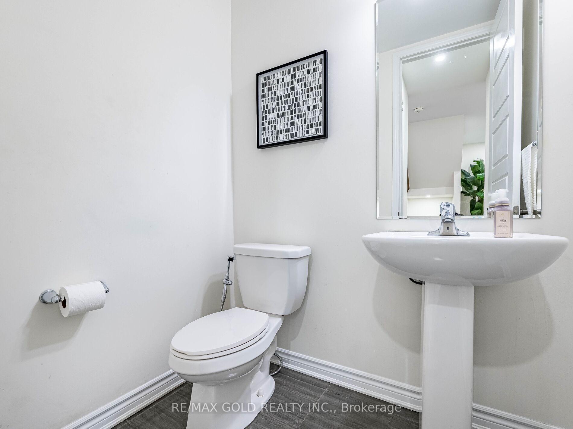 Photo 18 of 36 Feeder Street, Brampton, Northwest Brampton — HOMEH