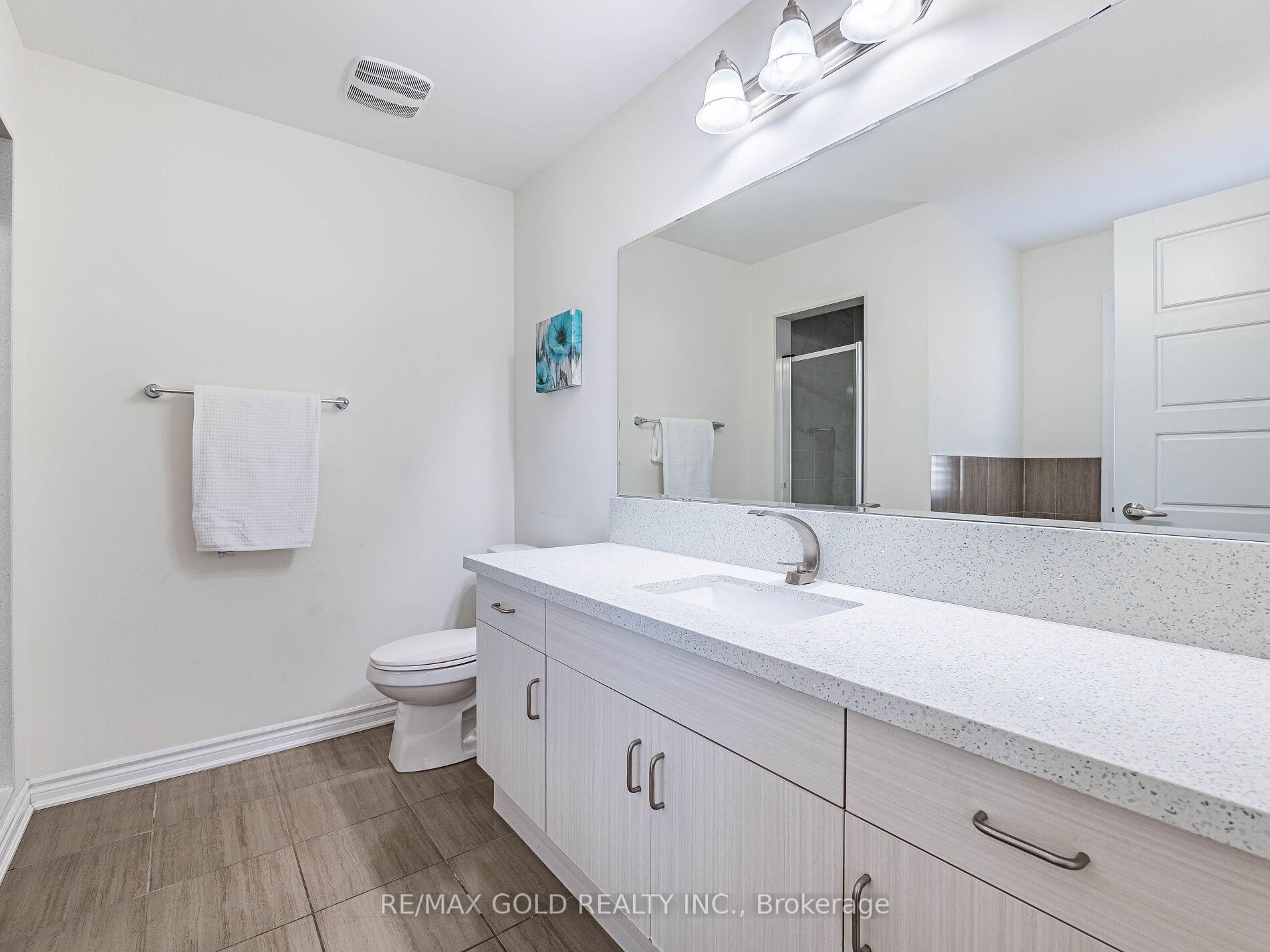 Photo 21 of 36 Feeder Street, Brampton, Northwest Brampton — HOMEH
