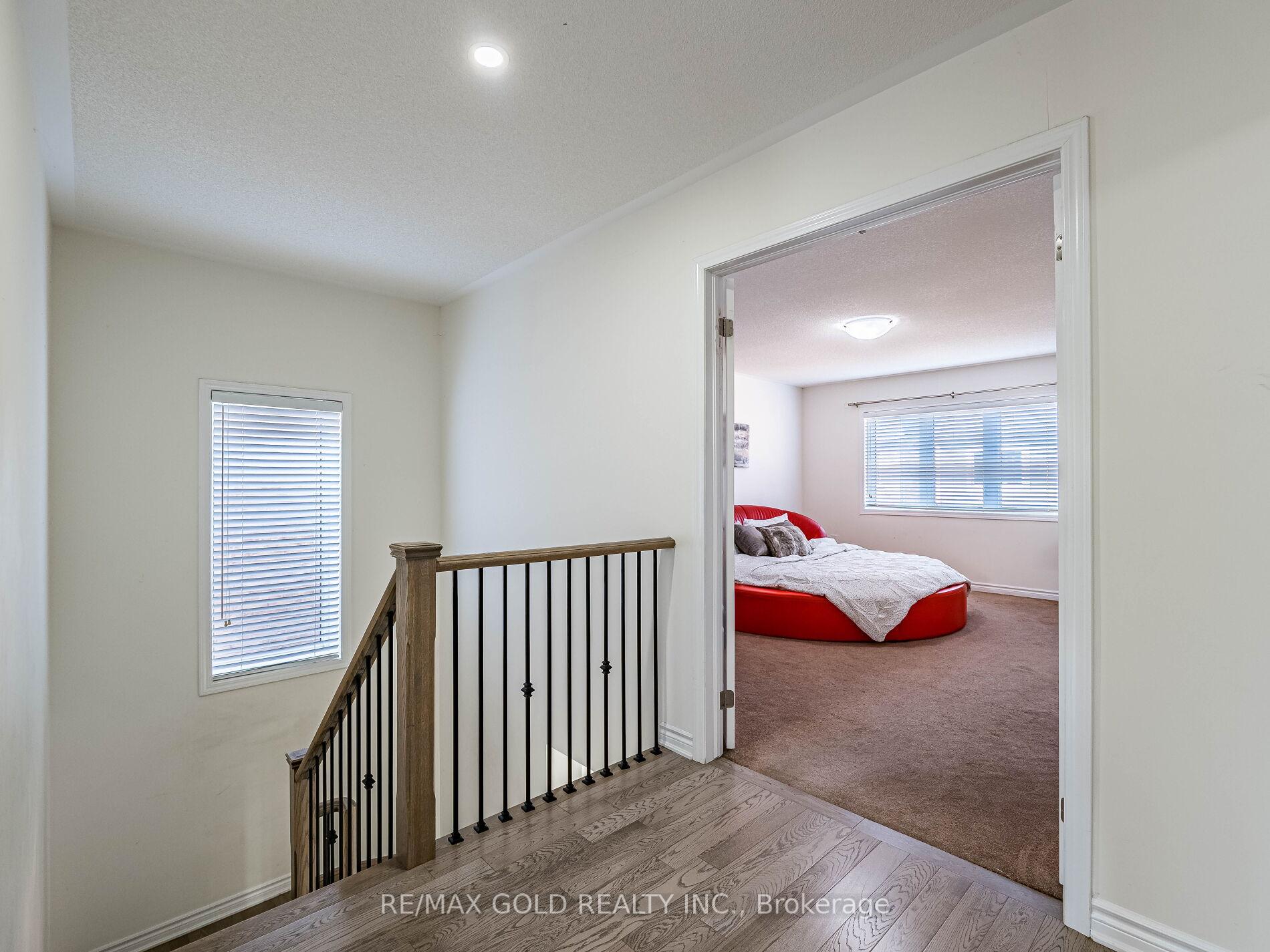 Photo 28 of 36 Feeder Street, Brampton, Northwest Brampton — HOMEH