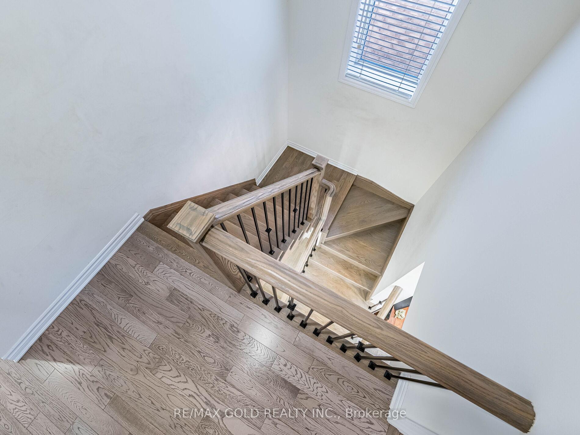 Photo 29 of 36 Feeder Street, Brampton, Northwest Brampton — HOMEH