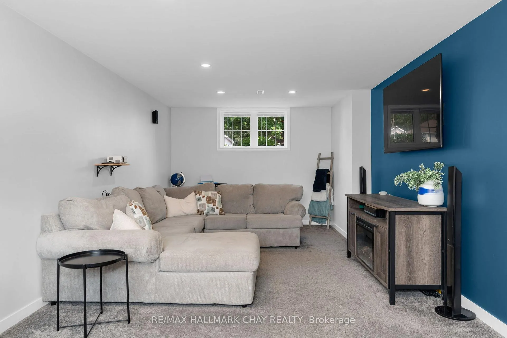 Photo 21 of 204 Forest Crescent, Clearview, Stayner — HOMEH