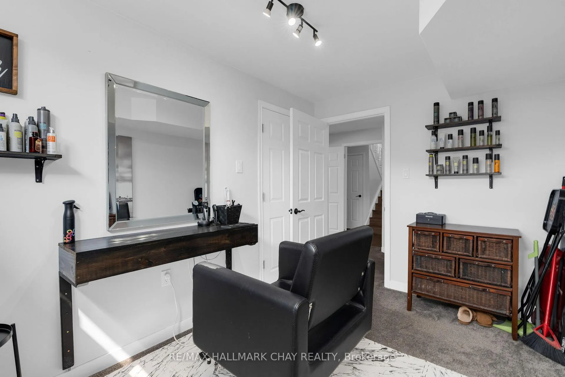 Photo 24 of 204 Forest Crescent, Clearview, Stayner — HOMEH