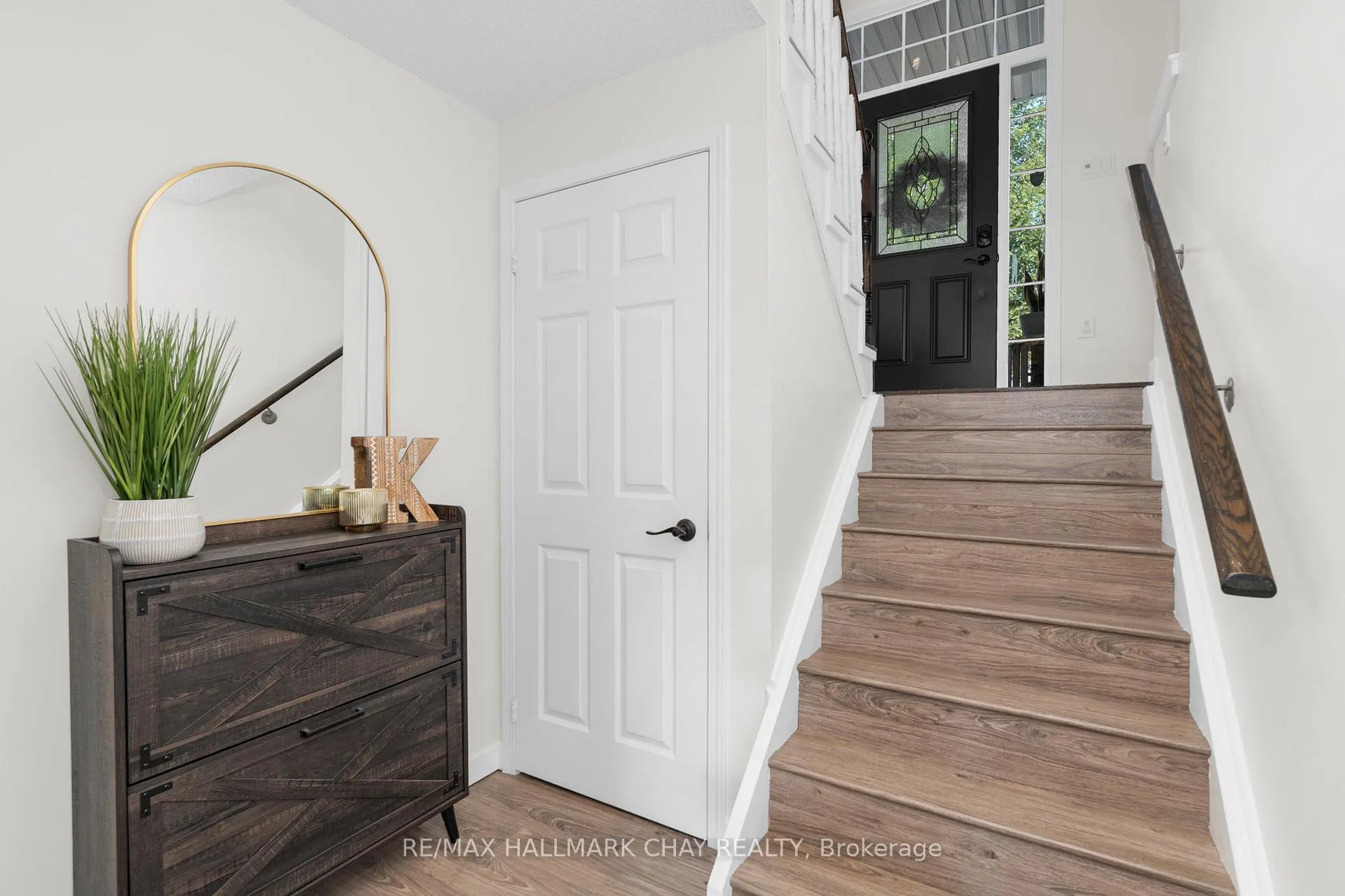 Photo 30 of 204 Forest Crescent, Clearview, Stayner — HOMEH