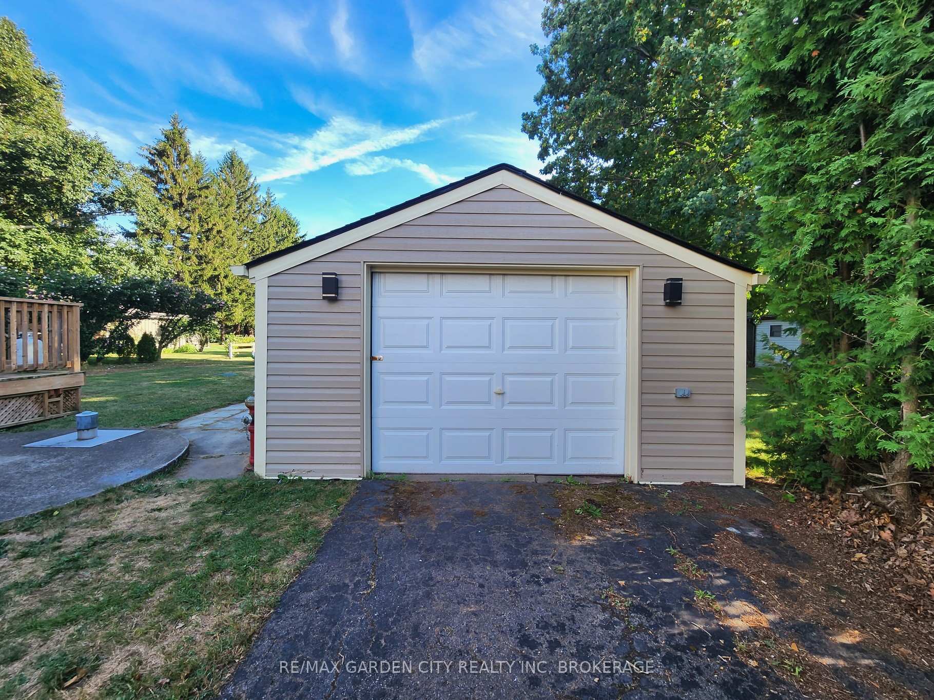 Photo 4 of 2430 Red Maple Avenue, Lincoln, Lincoln-Jordan/Vineland — HOMEH