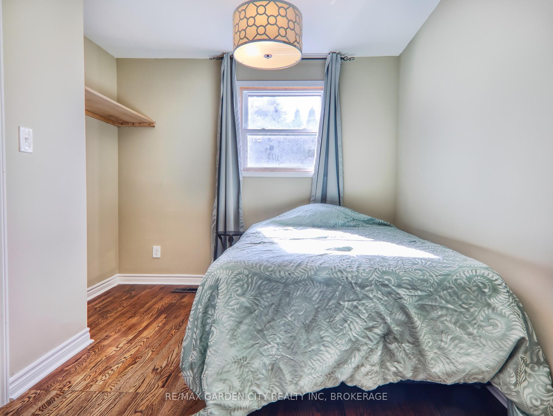 Photo 17 of 2430 Red Maple Avenue, Lincoln, Lincoln-Jordan/Vineland — HOMEH