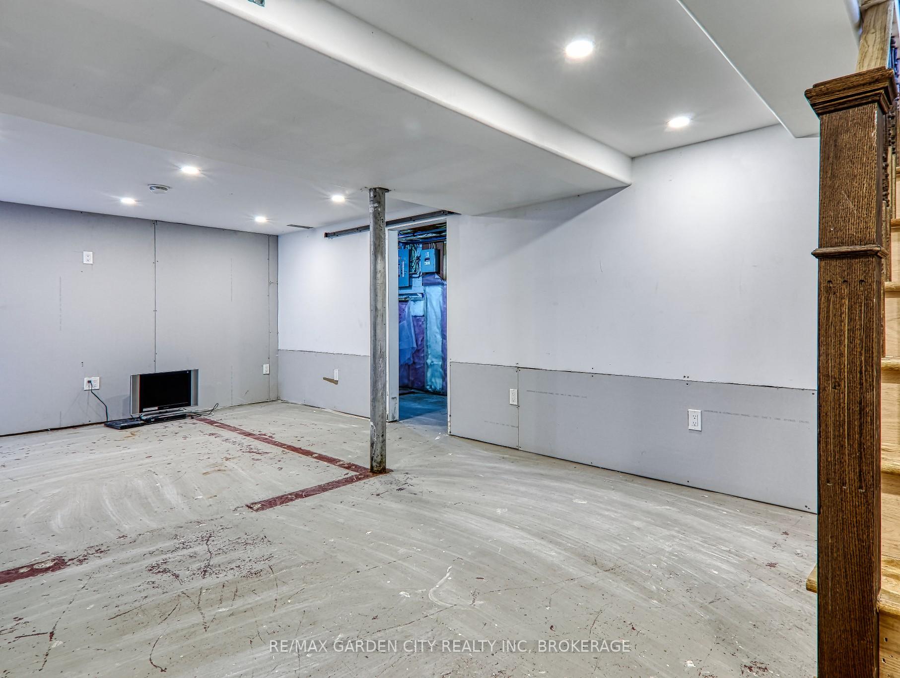 Photo 27 of 2430 Red Maple Avenue, Lincoln, Lincoln-Jordan/Vineland — HOMEH