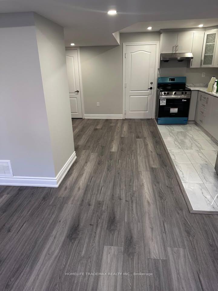 Photo 1 of 8 Lackington Street, Brampton, Credit Valley — HOMEH