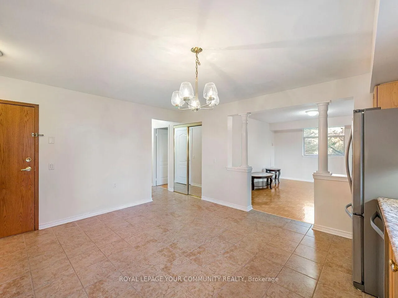 Photo 6 of Unit 202, 2506 Rutherford Road, Vaughan, Maple — HOMEH