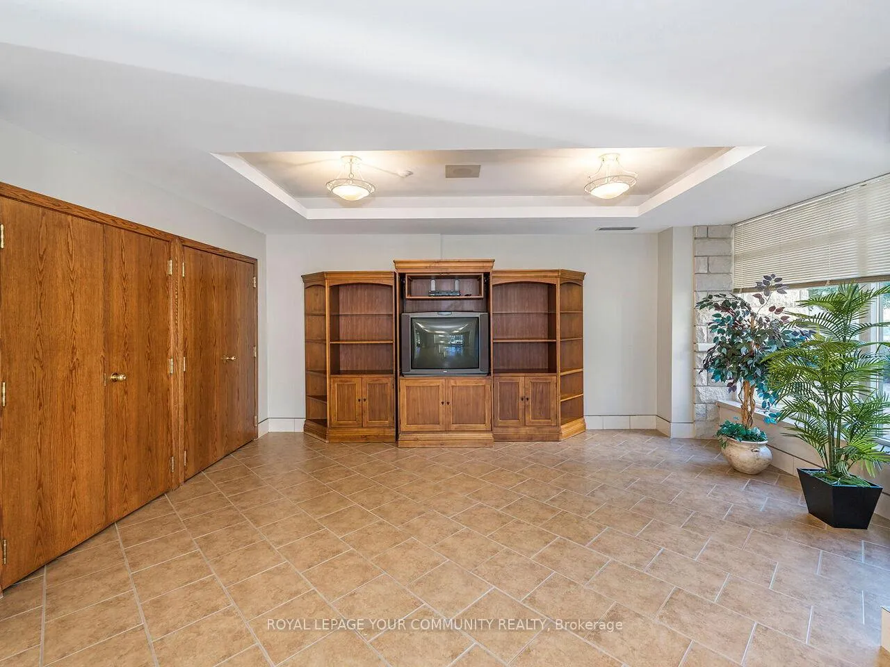 Photo 32 of Unit 202, 2506 Rutherford Road, Vaughan, Maple — HOMEH