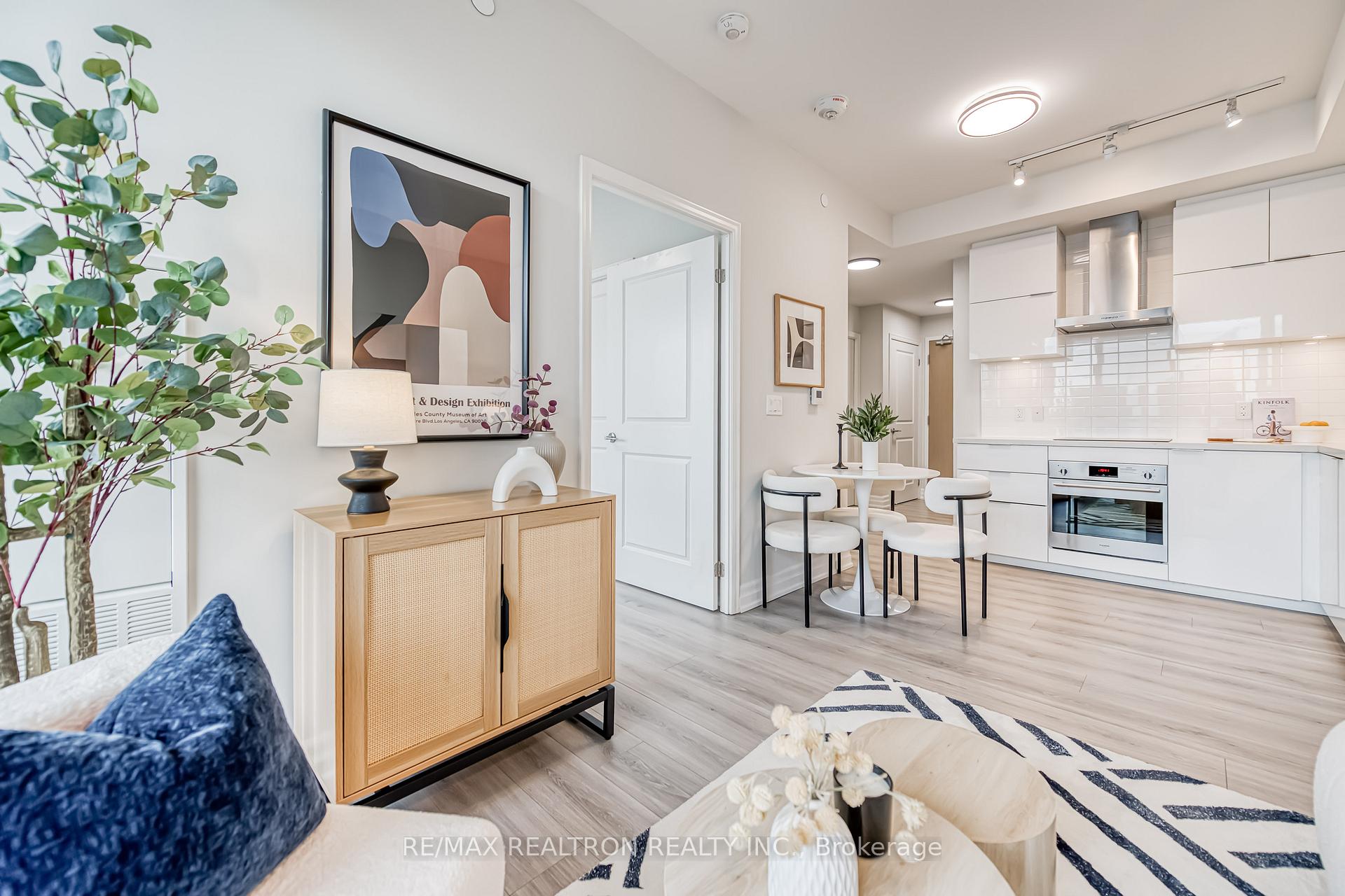 Front of Unit B716, 8 Rouge Valley Drive W