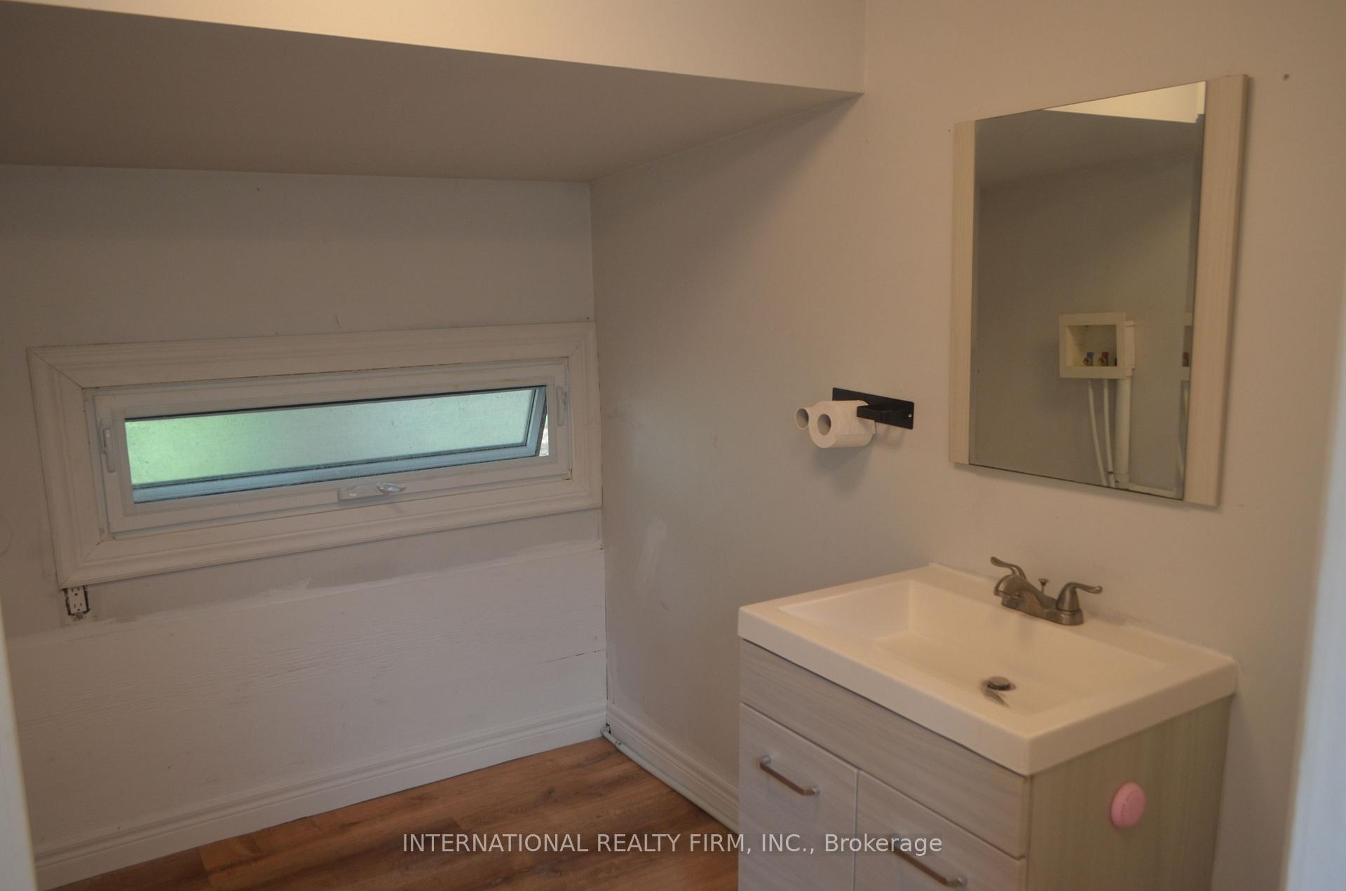 Photo 10 of Unit 18, 623 King Avenue E, Clarington, Newcastle — HOMEH