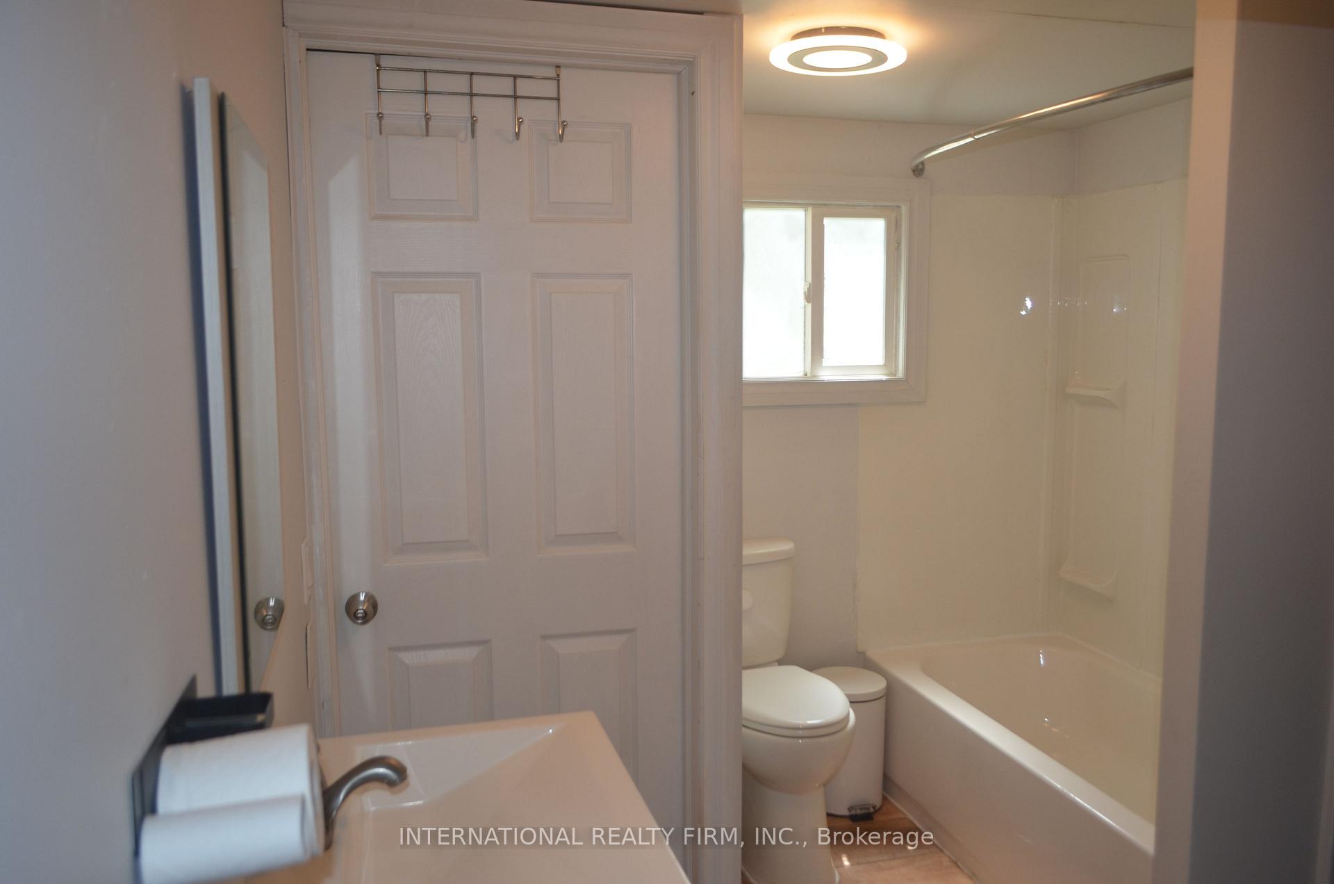 Photo 11 of Unit 18, 623 King Avenue E, Clarington, Newcastle — HOMEH