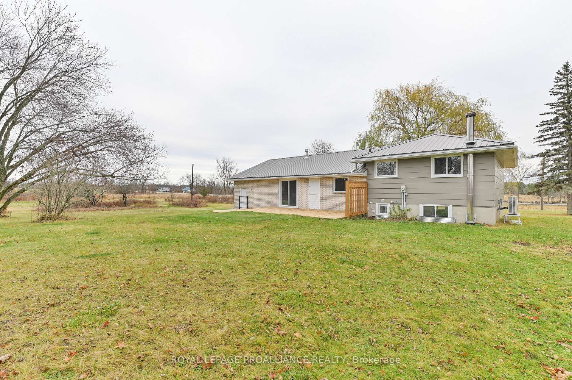 Photo 33 of 3213 Highway 37, Belleville, Thurlow Ward — HOMEH