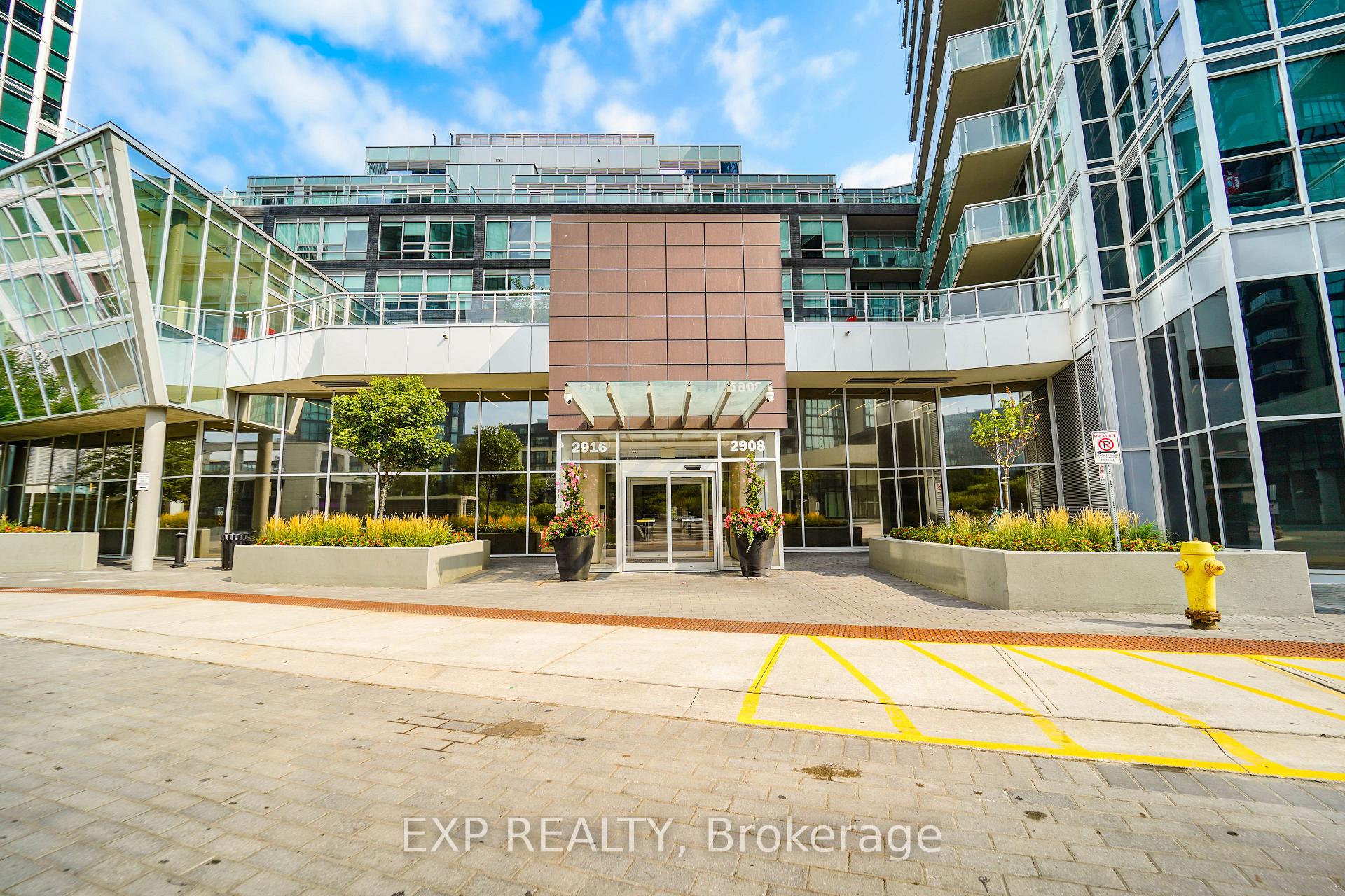Photo 2 of Unit 418, 2916 Highway 7 Road, Vaughan, Concord — HOMEH
