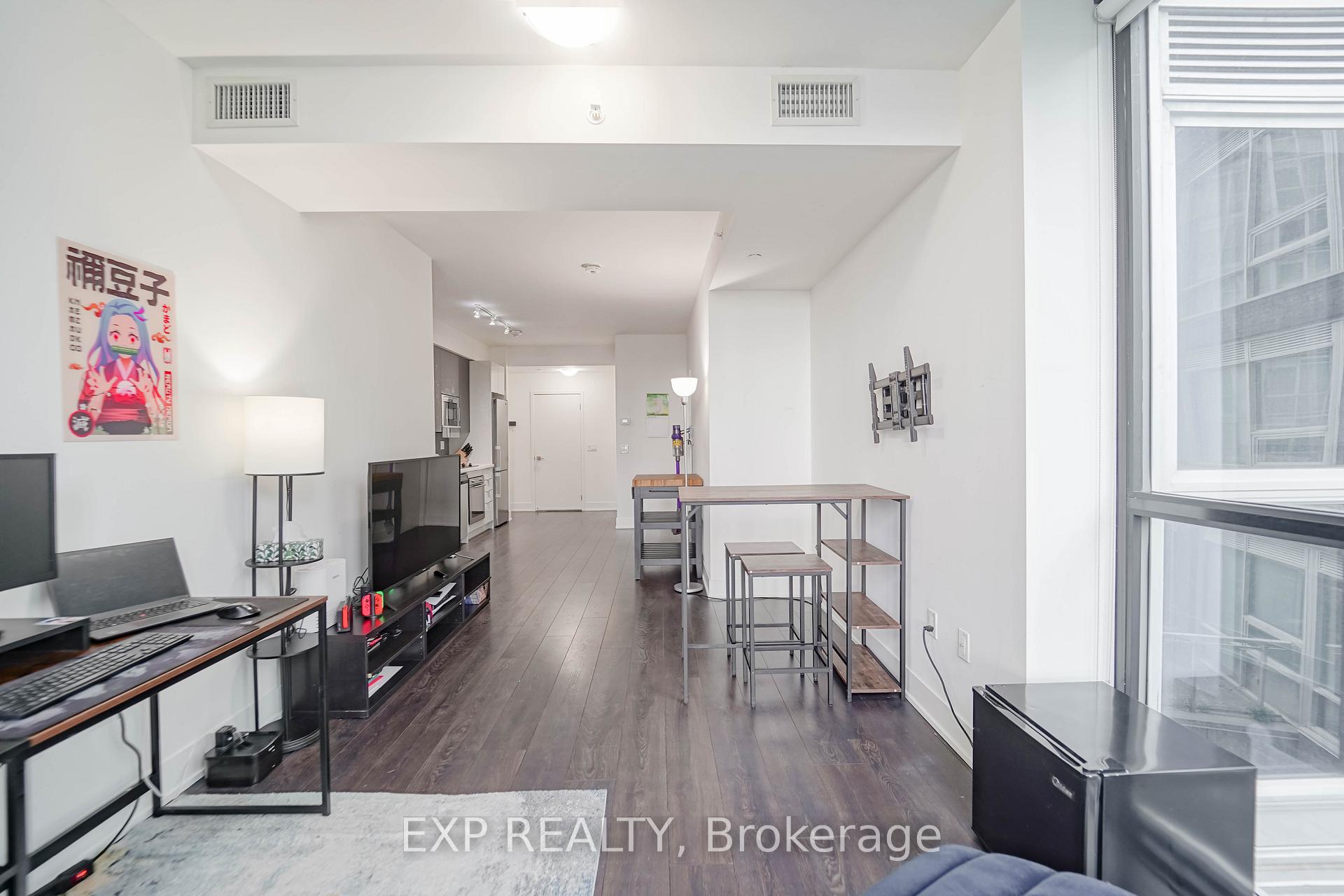 Photo 7 of Unit 418, 2916 Highway 7 Road, Vaughan, Concord — HOMEH