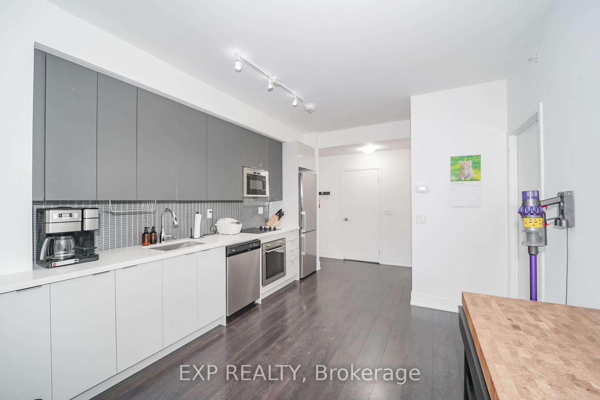 Photo 16 of Unit 418, 2916 Highway 7 Road, Vaughan, Concord — HOMEH