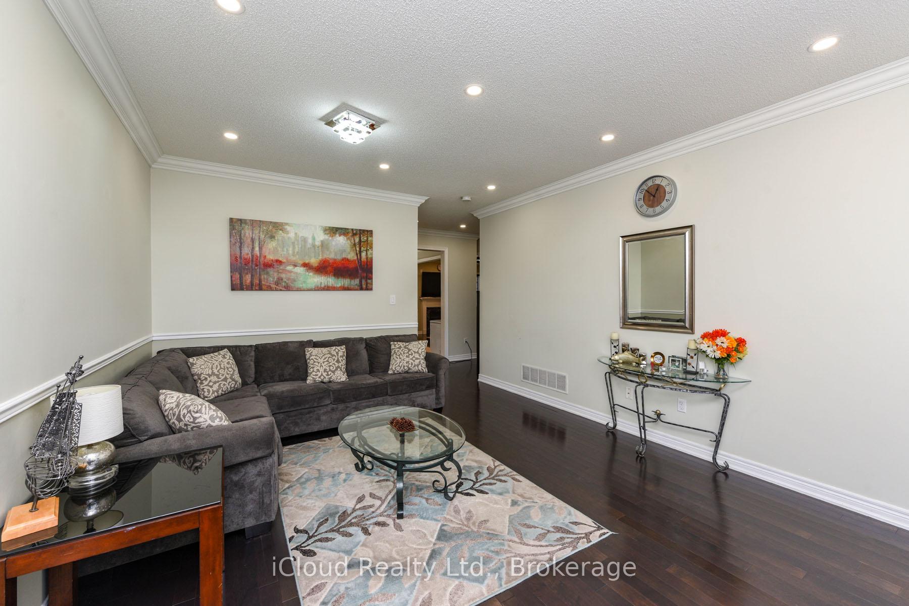 Photo 15 of 304 Dalgleish Garden, Milton, Scott — HOMEH