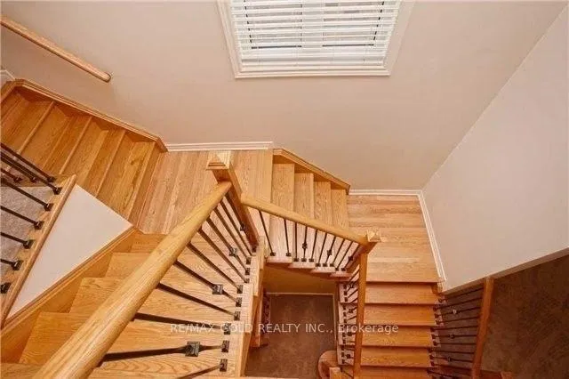 Photo 6 of 6 Antoine Street, Brampton, Northwest Brampton — HOMEH