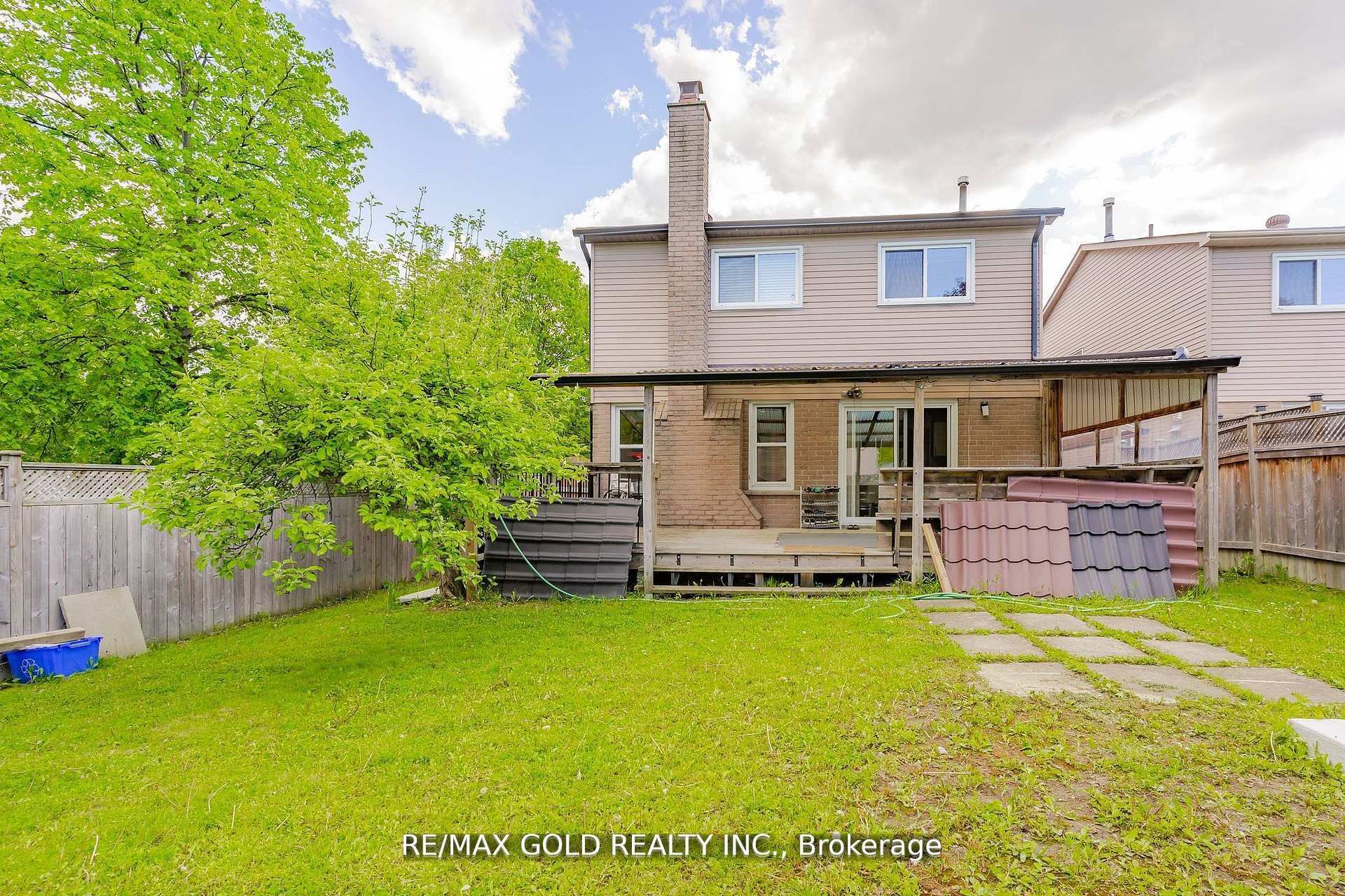 Photo 46 of 32 Myrtle Court, Brampton, Central Park — HOMEH