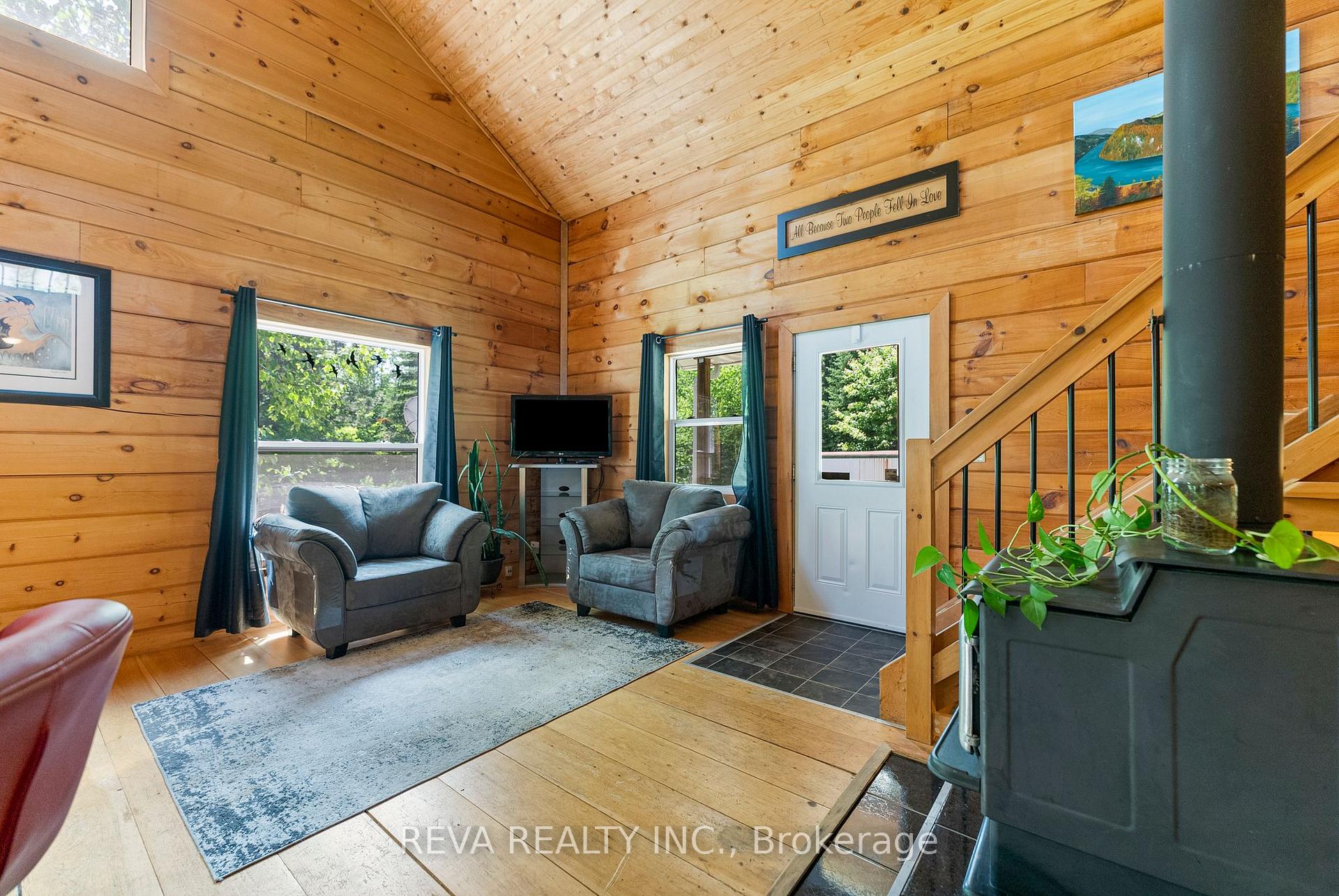 Photo 3 of 21 Lorraine Road, Hastings Highlands, McClure Ward — HOMEH
