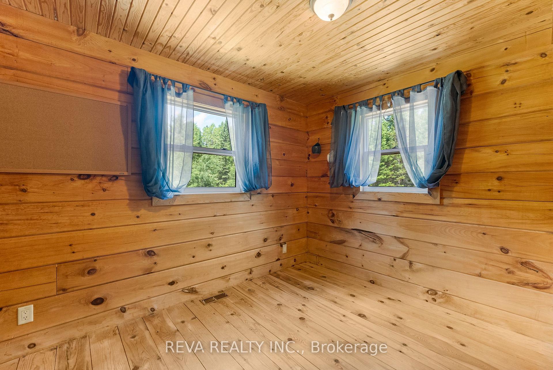 Photo 17 of 21 Lorraine Road, Hastings Highlands, McClure Ward — HOMEH