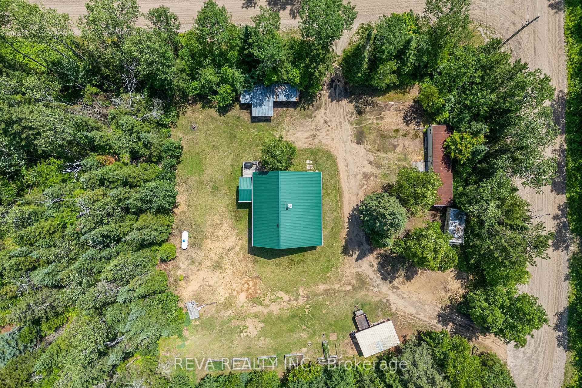 Photo 32 of 21 Lorraine Road, Hastings Highlands, McClure Ward — HOMEH