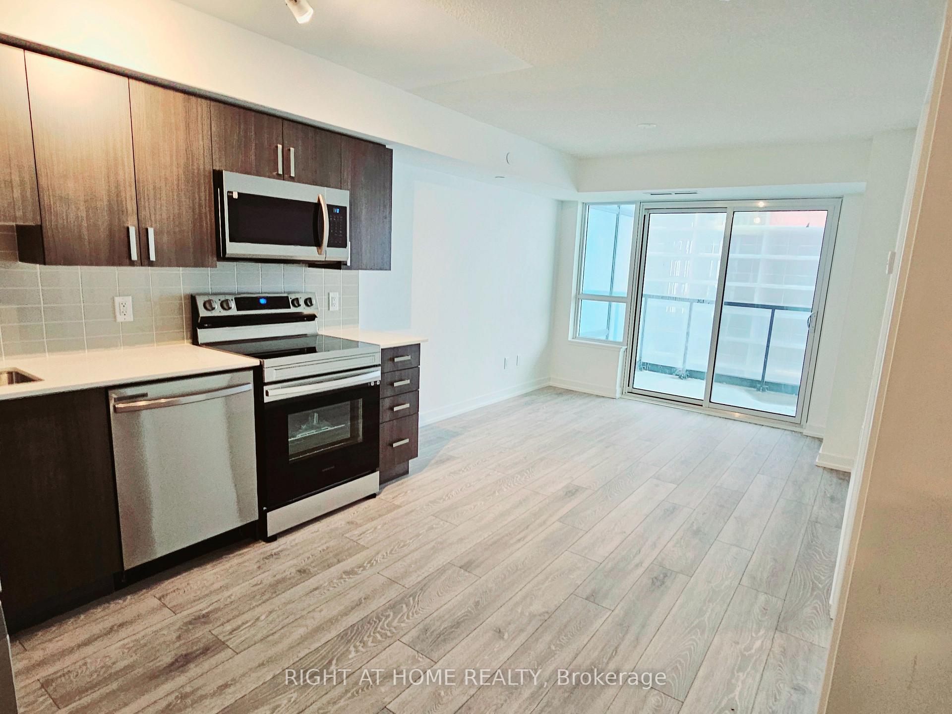 Photo 4 of Unit 1307, 1455 Celebration Drive, Pickering, Bay Ridges — HOMEH