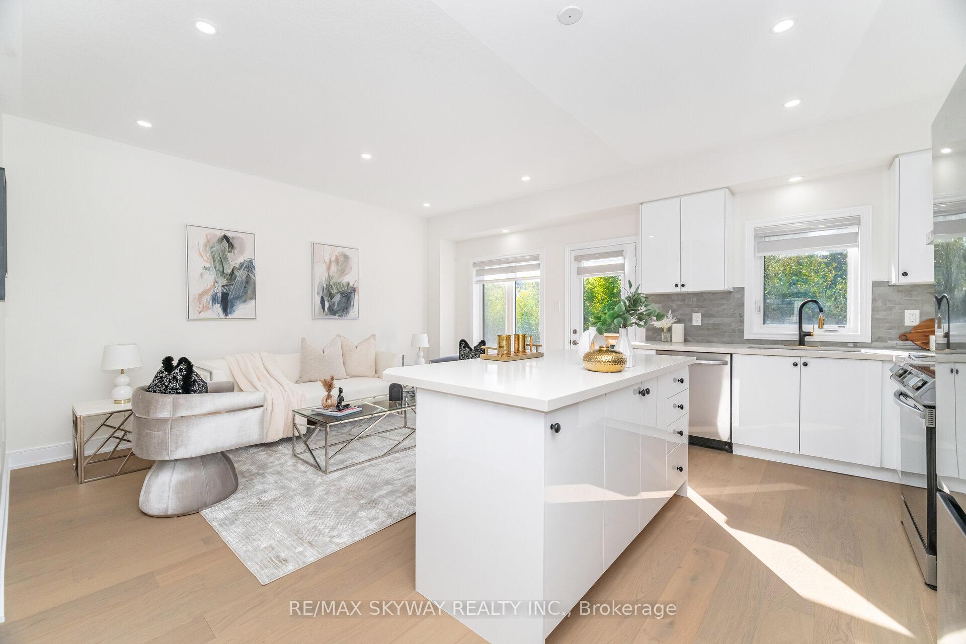 Photo 17 of Unit 102, 305 Garner Road W, Hamilton, Ancaster — HOMEH