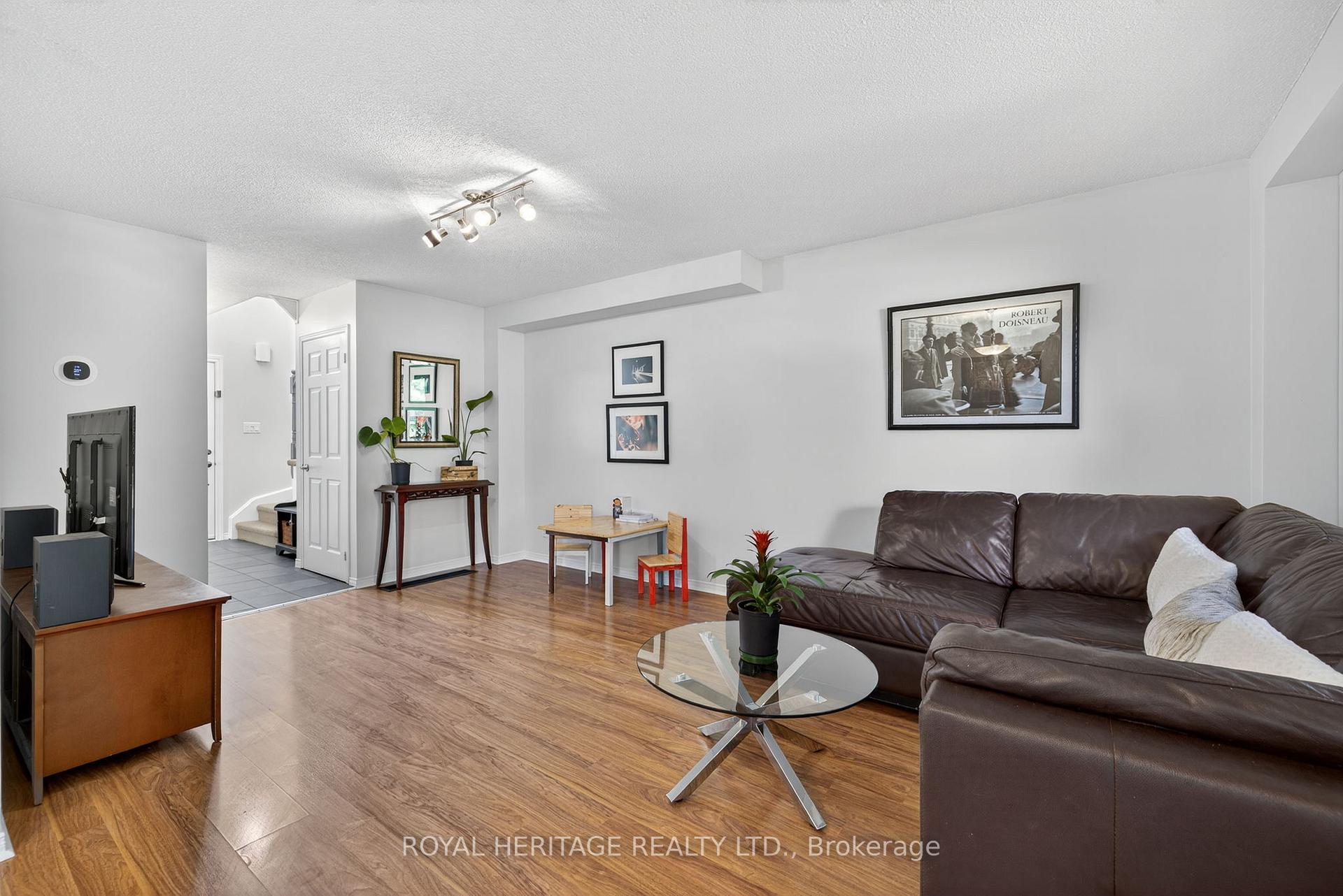 Photo 23 of 46 Sherie Drive, Georgina, Keswick North — HOMEH