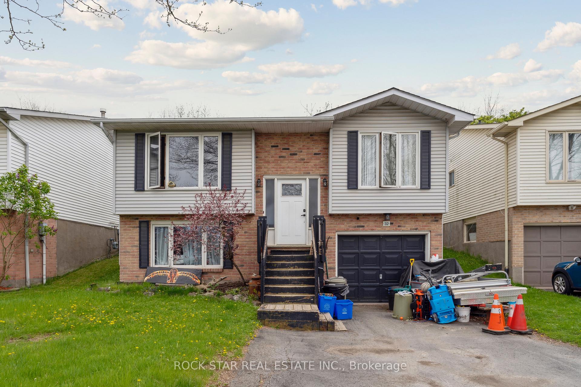 Front of 32 Hemlock Street