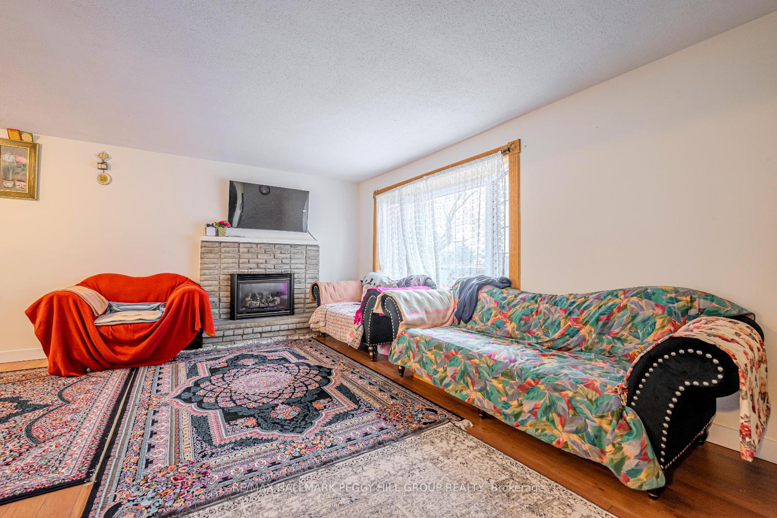 Photo 4 of 203 Phillips Street, Barrie, Ardagh — HOMEH