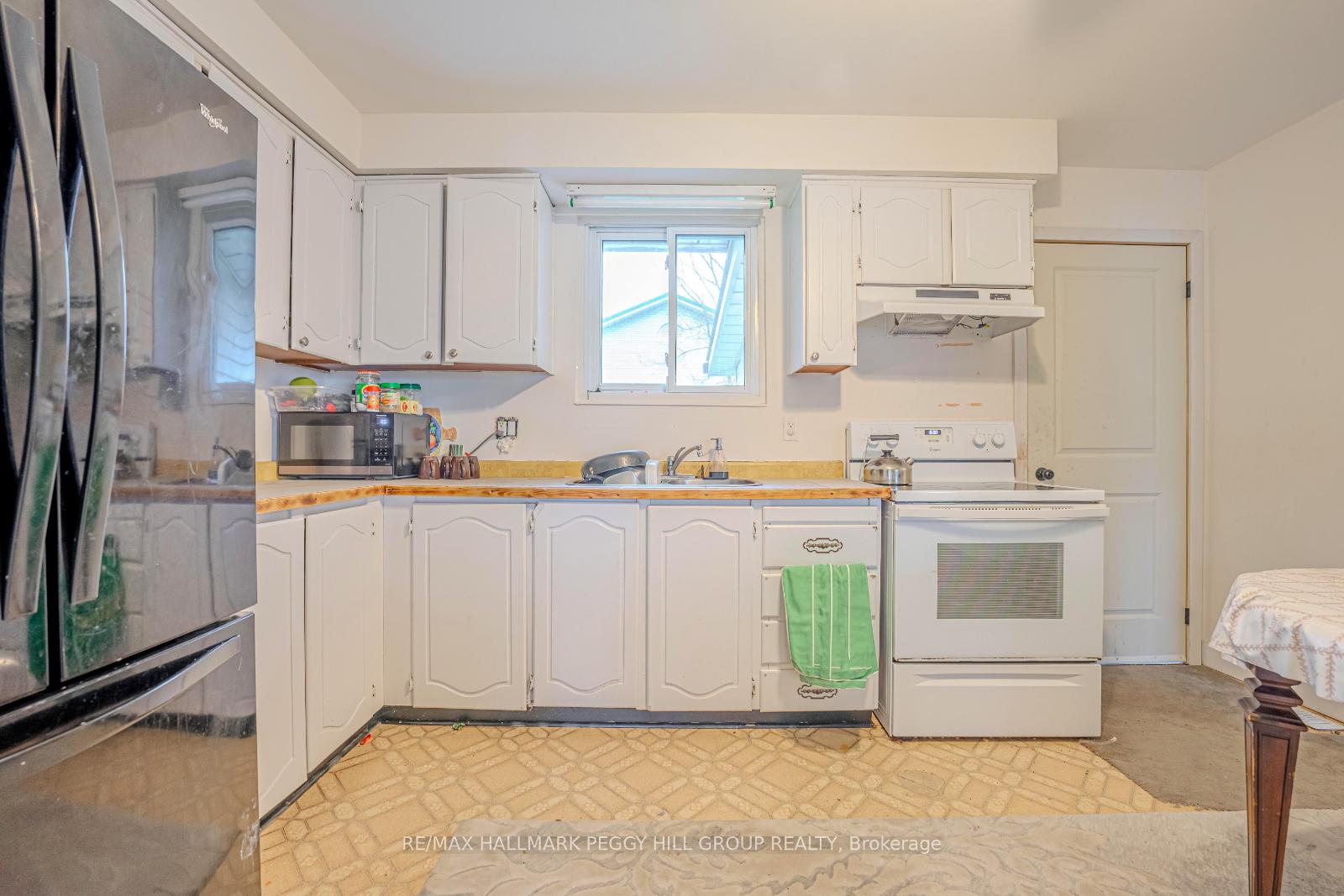 Photo 17 of 203 Phillips Street, Barrie, Ardagh — HOMEH