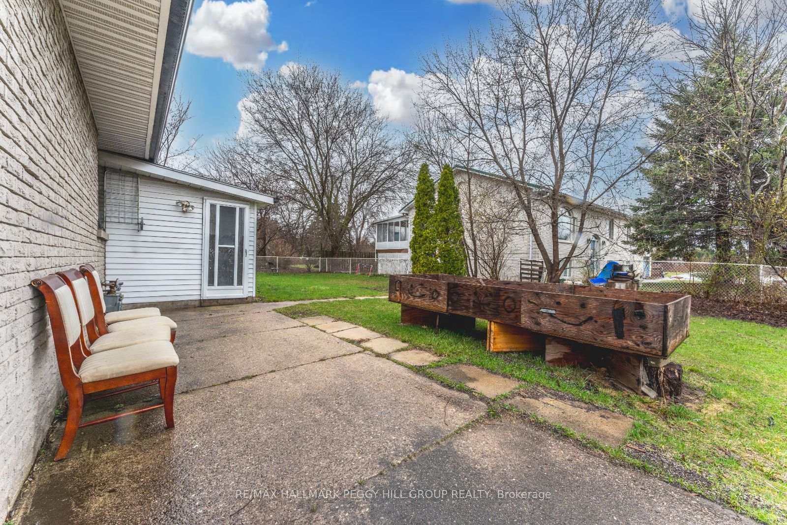 Photo 23 of 203 Phillips Street, Barrie, Ardagh — HOMEH