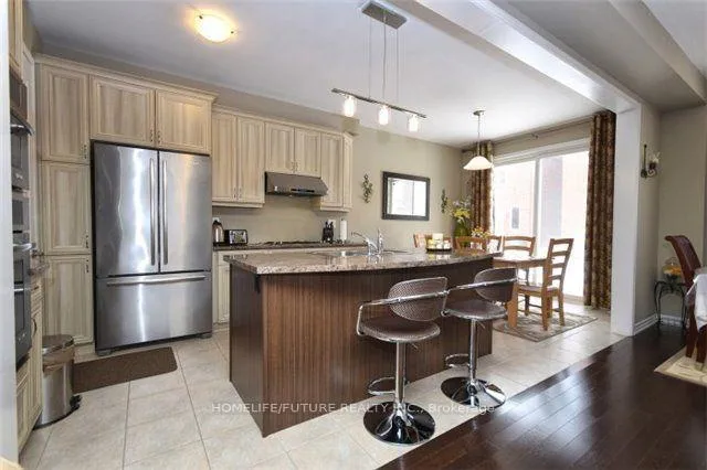 Photo 4 of 78 Enford Crescent, Brampton, Northwest Brampton — HOMEH