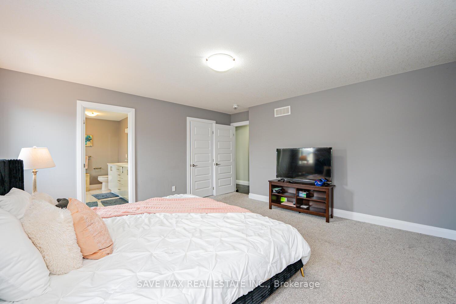 Photo 23 of 2382 Wickerson Road, London, South K — HOMEH