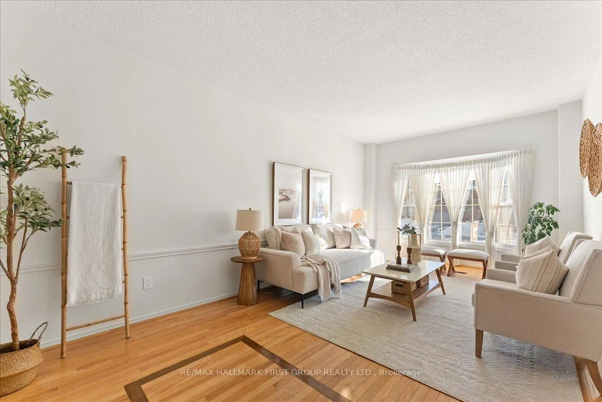 Photo 5 of 942 Glenanna Road, Pickering, Liverpool — HOMEH