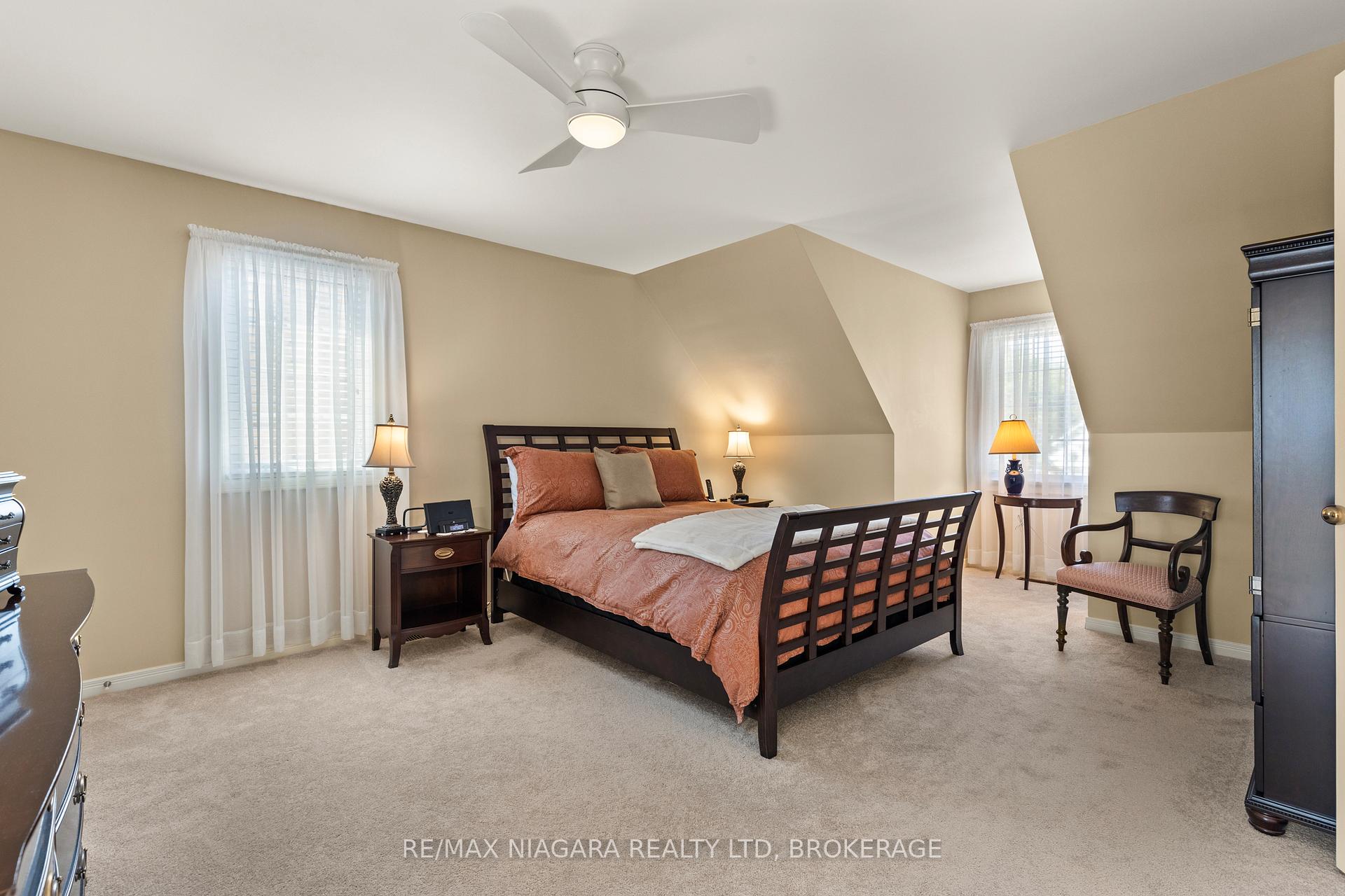 Photo 14 of 24 Golden Boulevard, St. Catharines, Martindale Pond — HOMEH