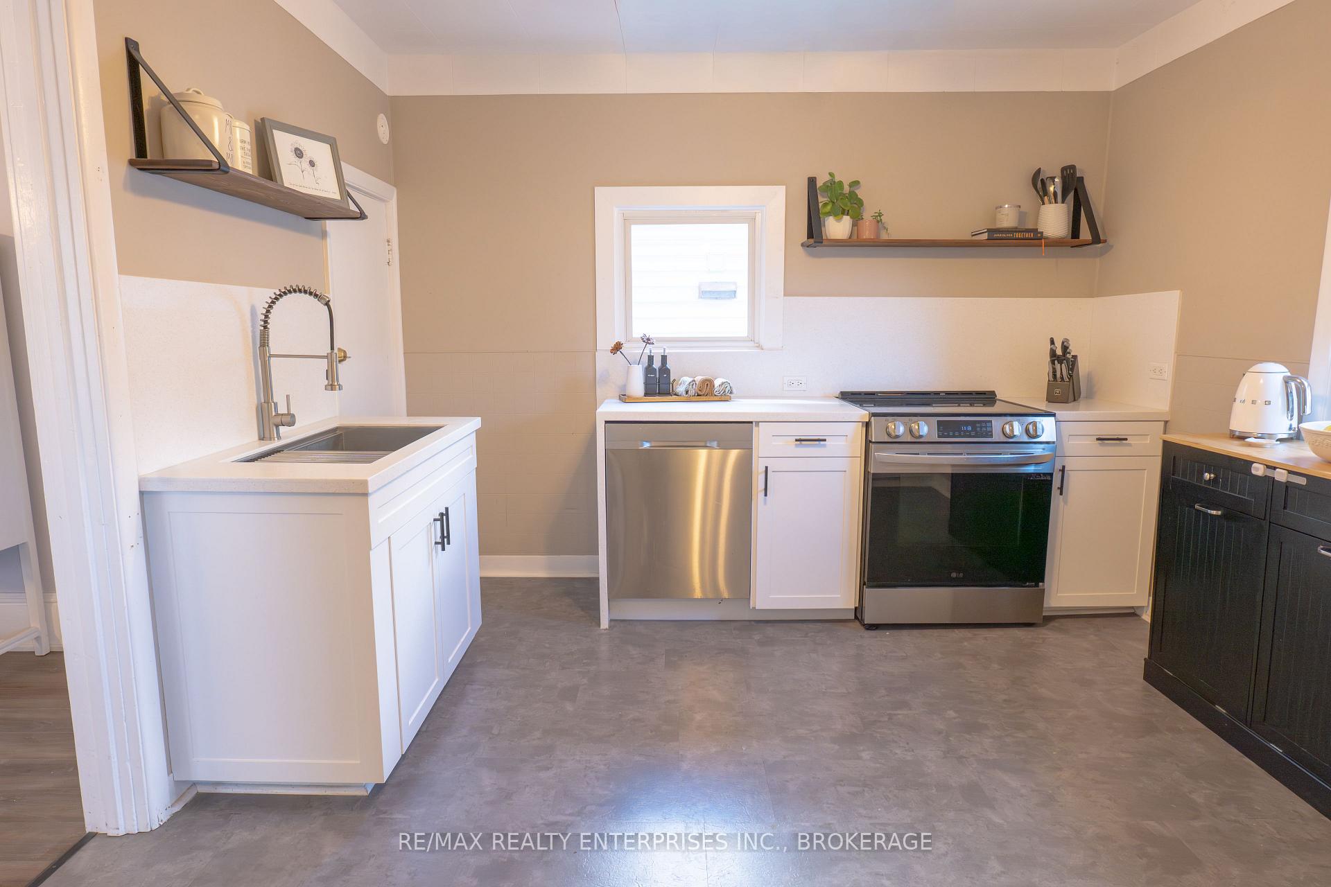 Photo 32 of 75 Duncan Street, Welland, Lincoln/Crowland — HOMEH