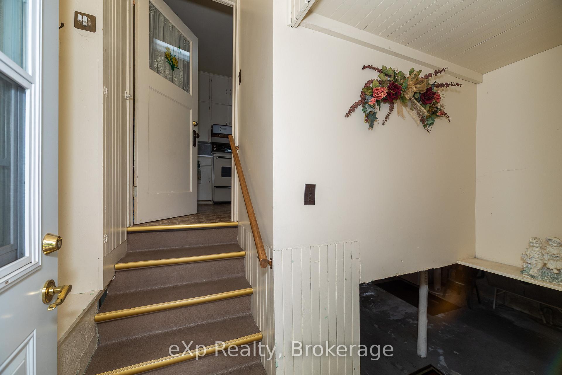 Photo 17 of 76 3rd Ave SW, Arran-Elderslie — HOMEH