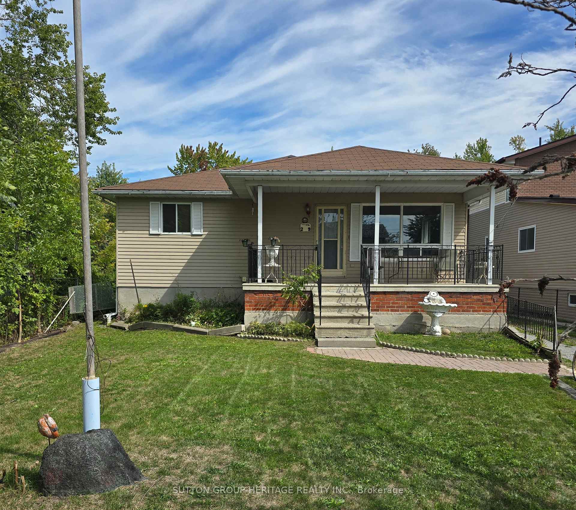 Photo 1 of 29 Lake Avenue, Ramara, Brechin — HOMEH