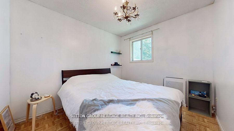 Photo 14 of 29 Lake Avenue, Ramara, Brechin — HOMEH