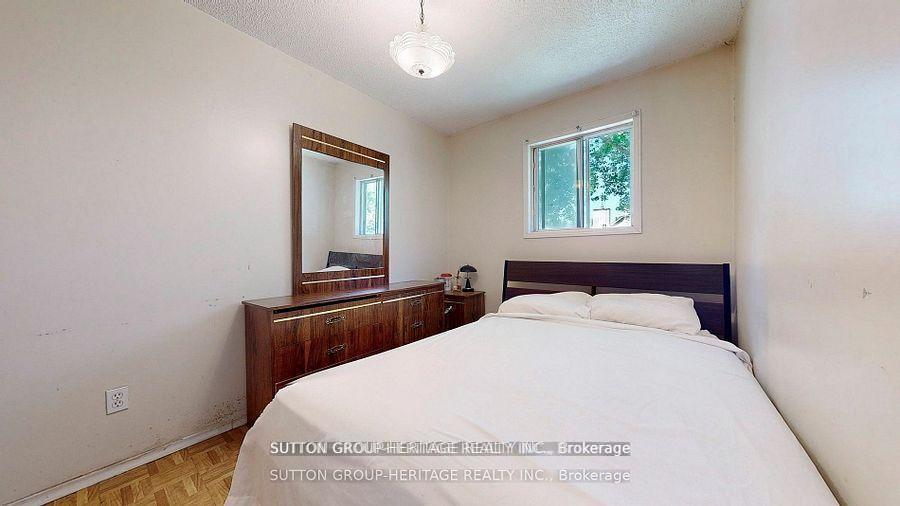 Photo 16 of 29 Lake Avenue, Ramara, Brechin — HOMEH