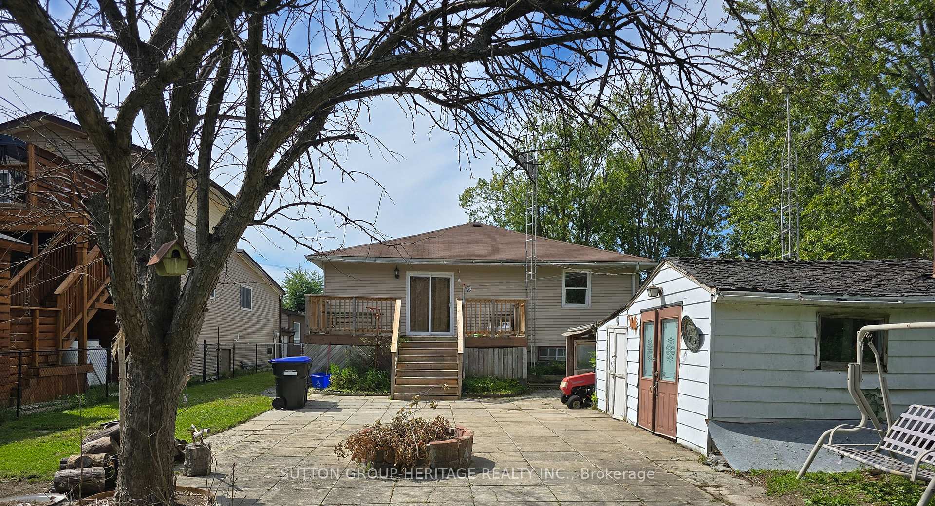 Photo 20 of 29 Lake Avenue, Ramara, Brechin — HOMEH