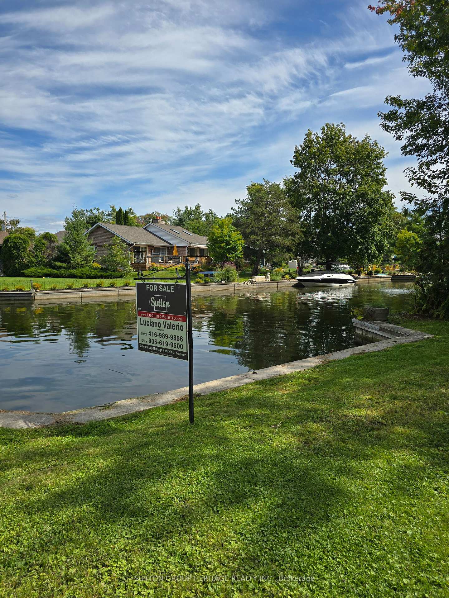 Photo 23 of 29 Lake Avenue, Ramara, Brechin — HOMEH