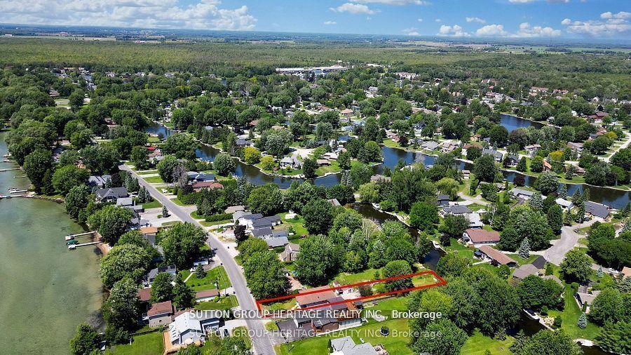 Photo 30 of 29 Lake Avenue, Ramara, Brechin — HOMEH