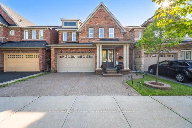 Photo 3 of 252 Bonnieglen Farm Boulevard, Caledon, Rural Caledon — HOMEH