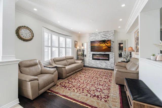 Photo 13 of 252 Bonnieglen Farm Boulevard, Caledon, Rural Caledon — HOMEH